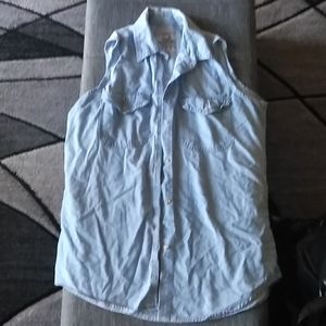 Sleeveless jean shirt